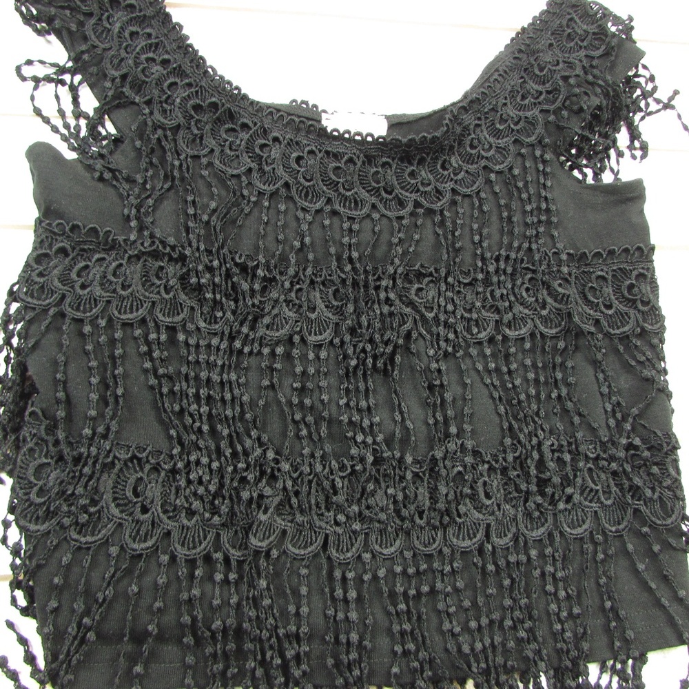Black Fringe Crop Tank Top BOHO Festival - Picture 3 of 7